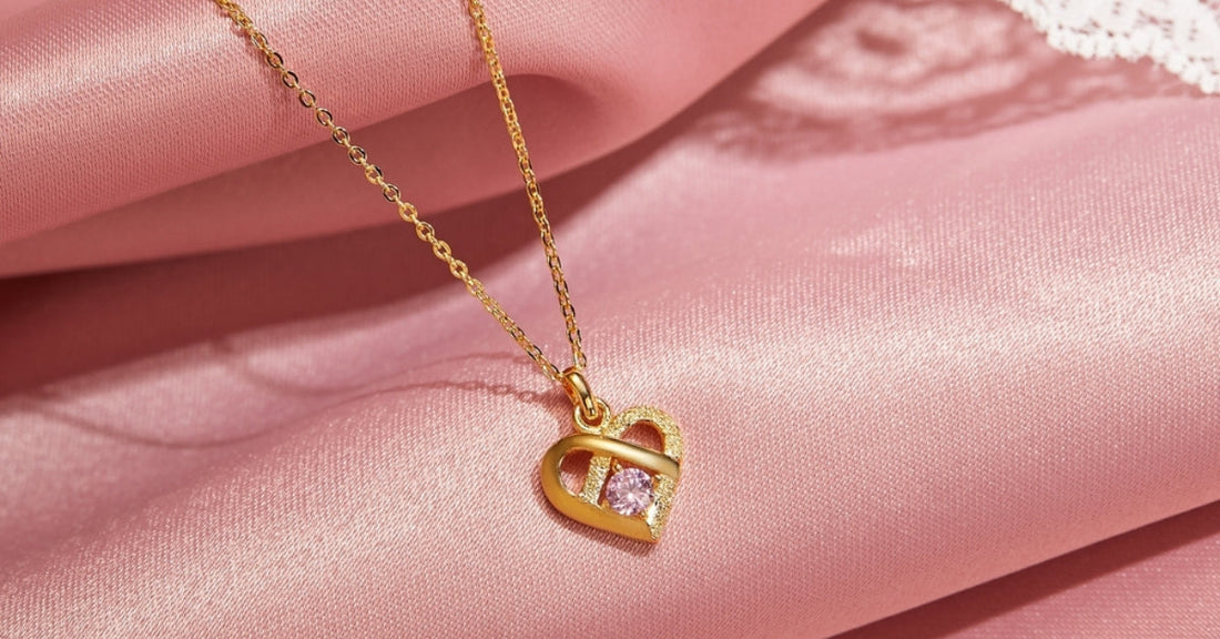 Gold vs. Silver Pendants: What’s Right for You?