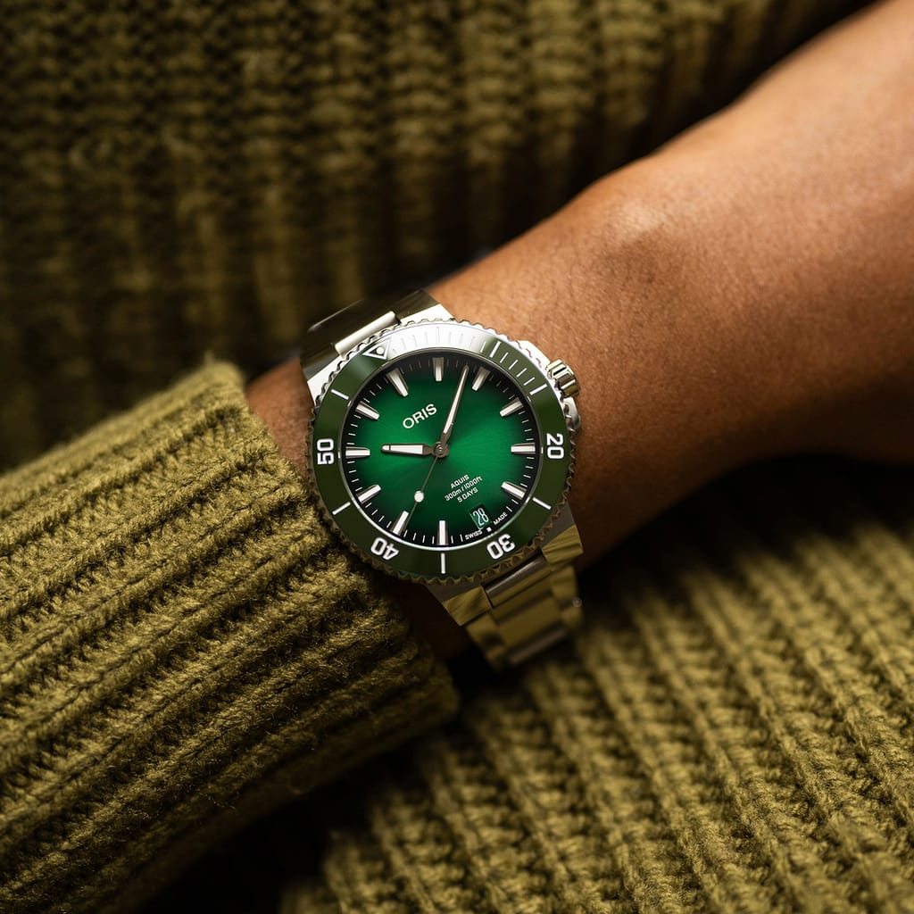 Oris Aquis Date Calibre 400 Automatic Watch 01 400 7790 4157-07 8 23 02PEB
