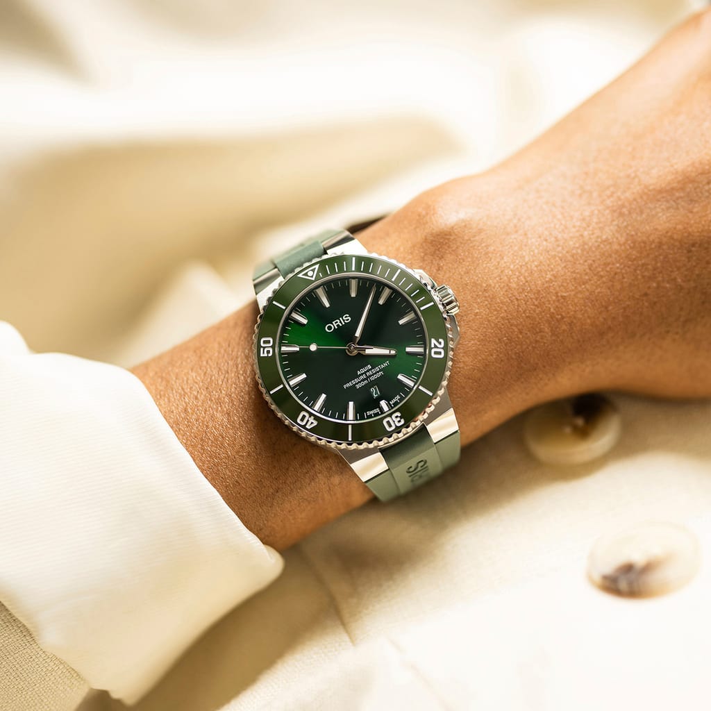 Oris Aquis Date Automatic Watch 01 733 7789 4157-07 4 23 37FC