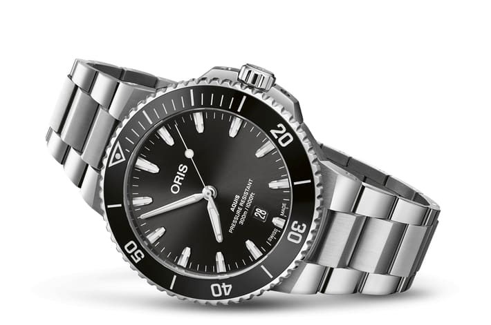 Oris Aquis Date Automatic Watch 01 733 7730 4134-07 8 24 05PEB