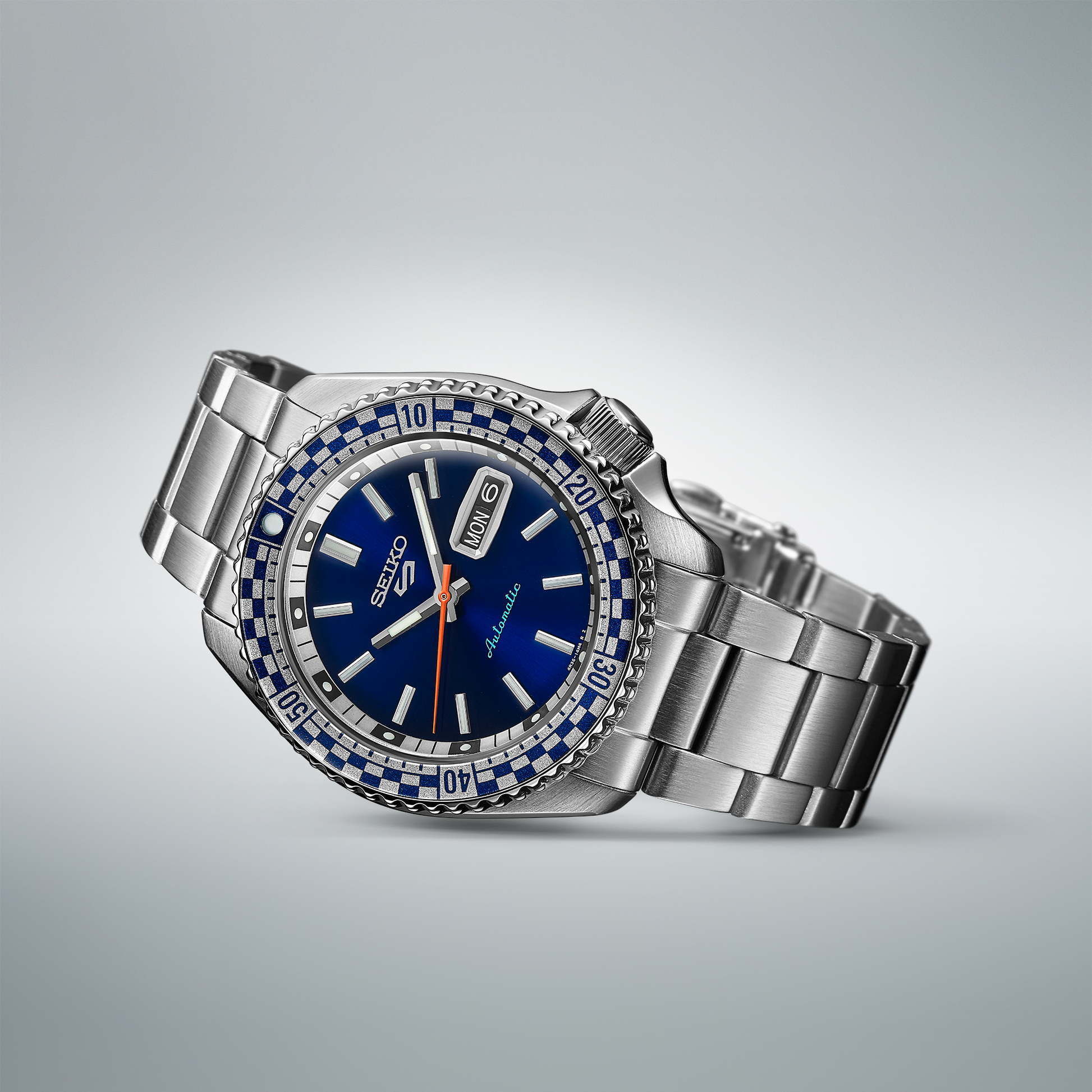 seiko-seiko-5-sports-special-edition-watch-srpk65