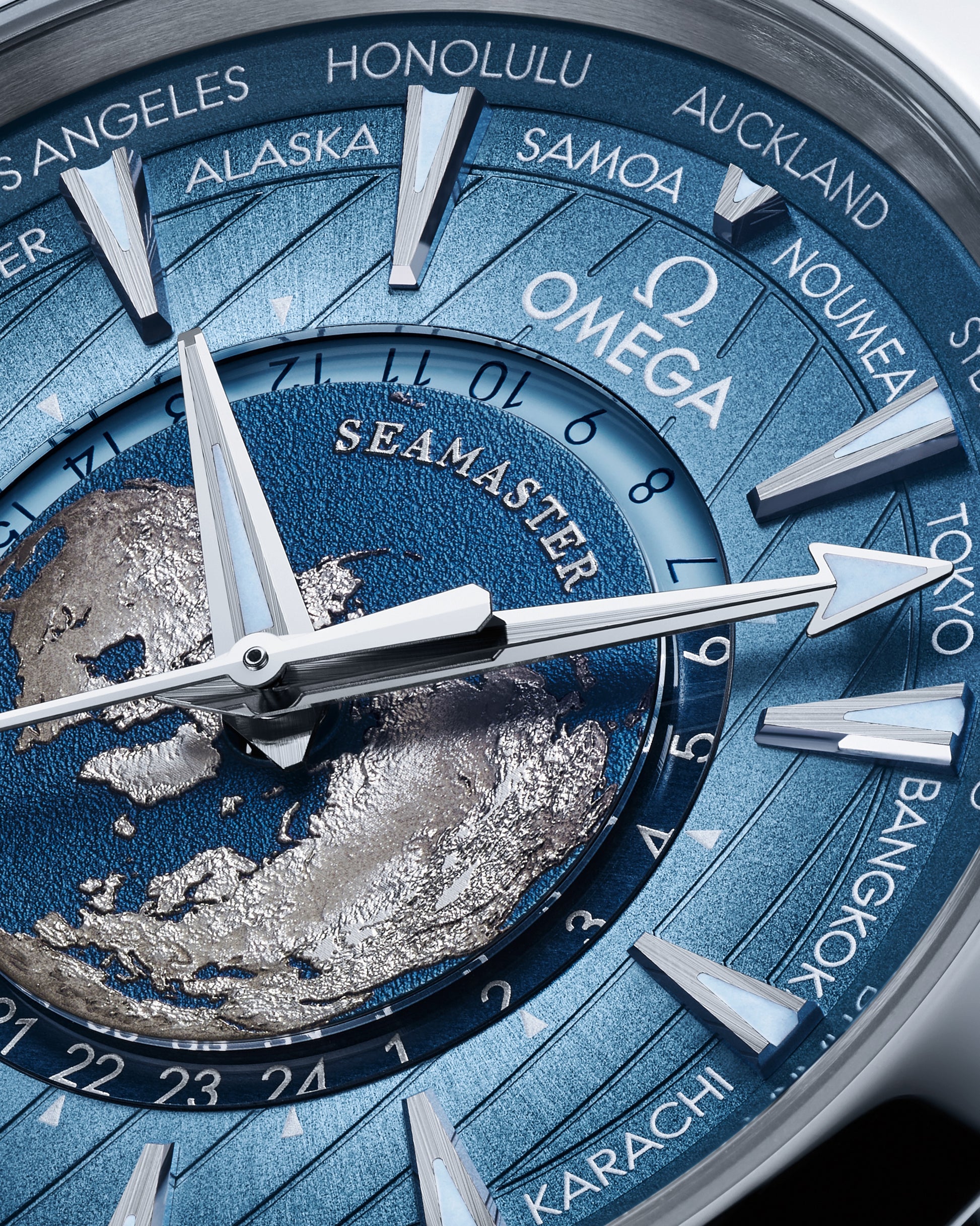 Omega Seamaster Aqua Terra 150M Self Winding Watch 22010432203002