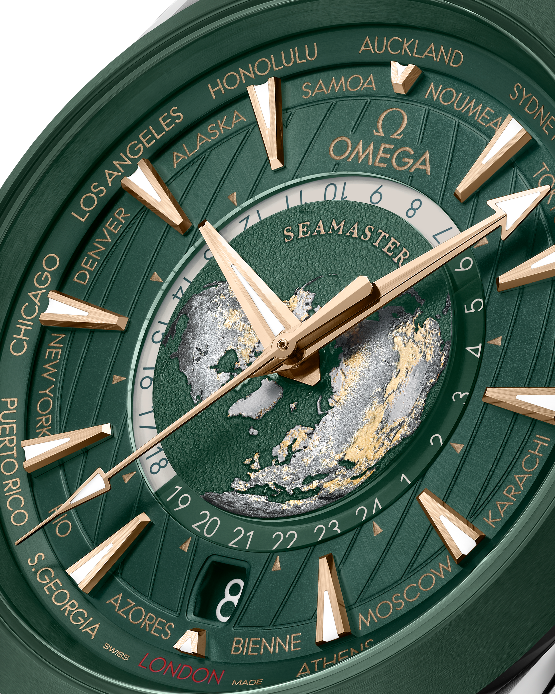 Omega Seamaster Aqua Terra 150M Self Winding Watch 220.32.43.22.10.001