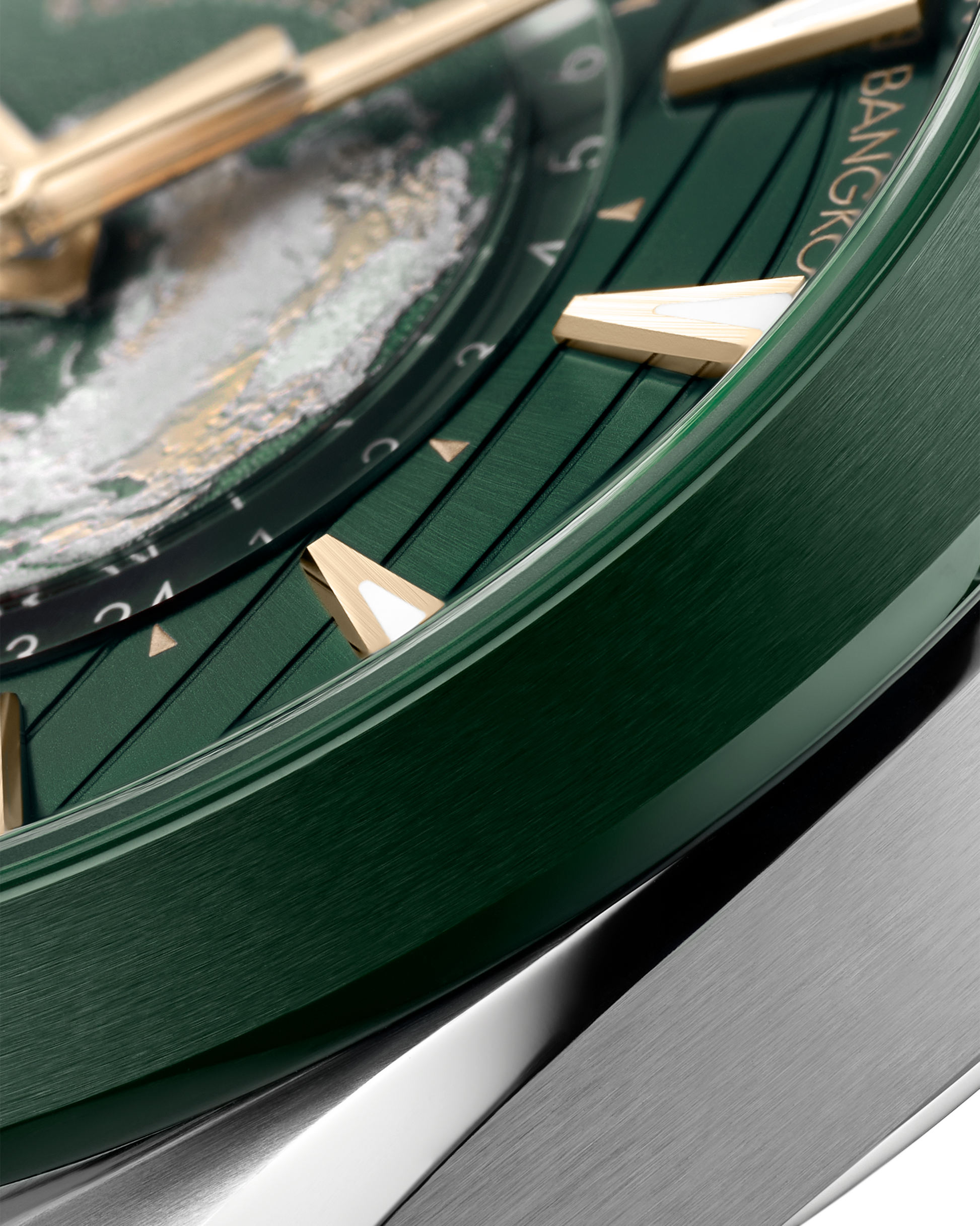 Omega Seamaster Aqua Terra 150M Self Winding Watch 220.32.43.22.10.001