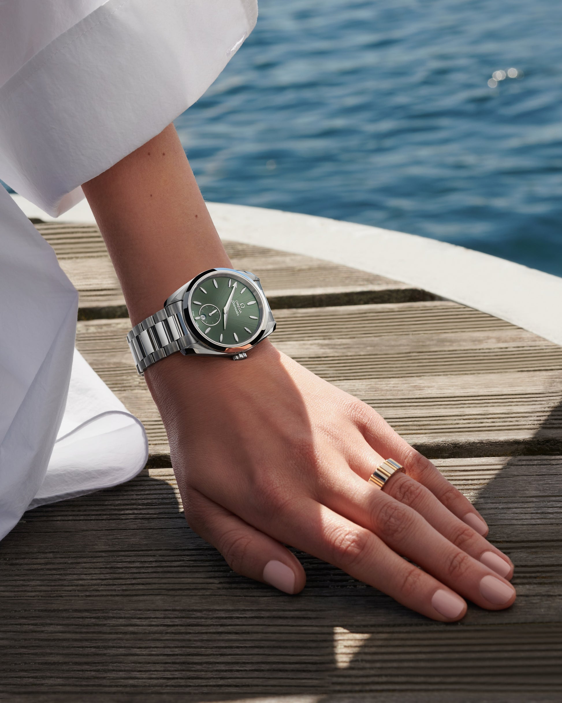 Omega Seamaster Aqua Terra 150M Self Winding Watch 22010382010001