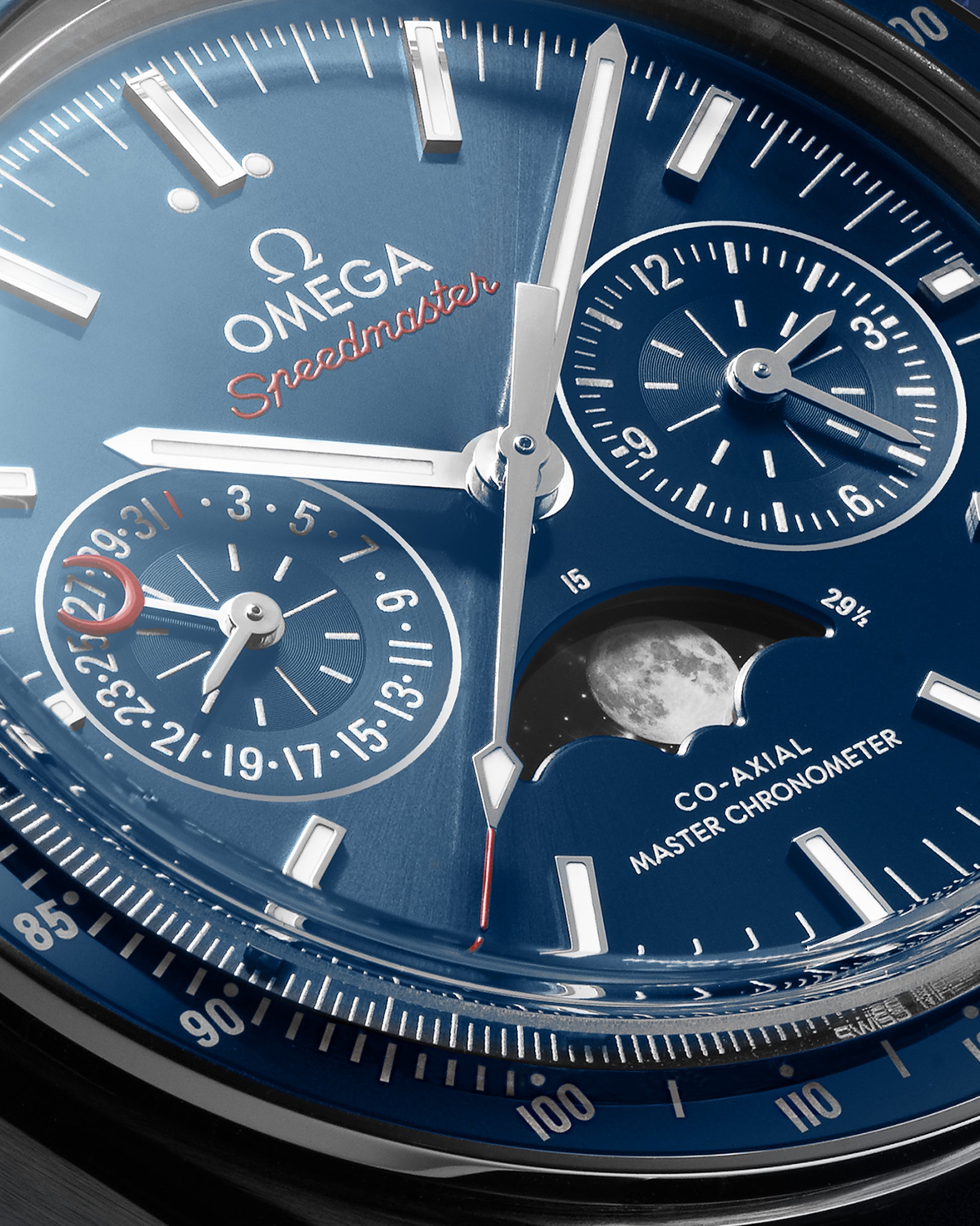 Omega Speedmaster Moonphase Self Winding Watch 304.33.44.52.03.001