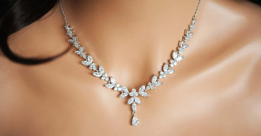 Silver Necklaces for Men & Women: Style Tips You Can’t Miss