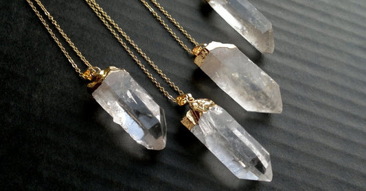 How to Choose Crystal Necklaces That Match Your Energy and Style
