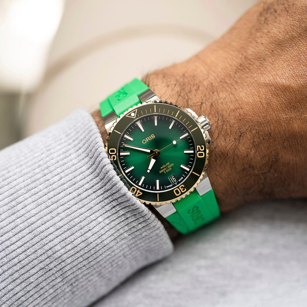 Oris Aquis Date Calibre 400 Automatic Watch 01 400 7769 6357-07 4 22 77FC